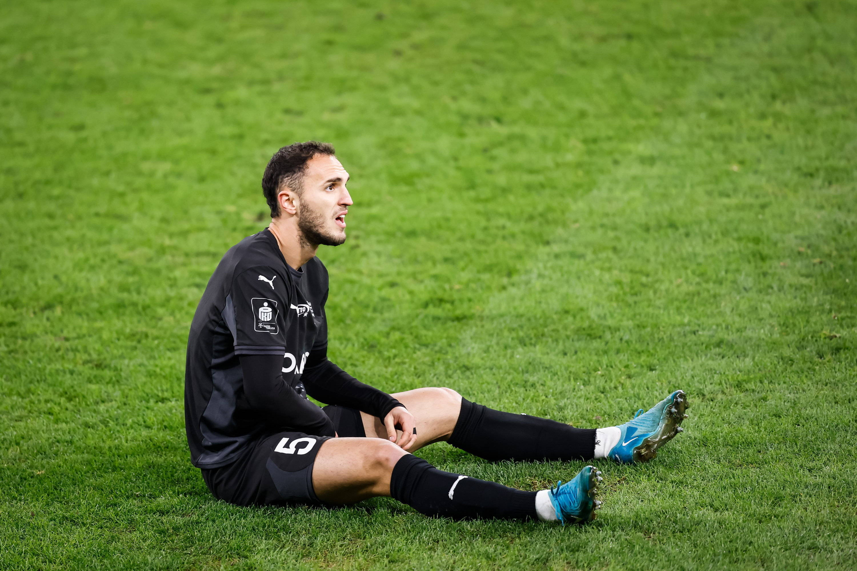 Virgil Ghiță, lăsat pe bancă &icirc;n premieră! Reacția Bild după ce antrenorul a mizat pe altcineva și a eșuat lamentabil